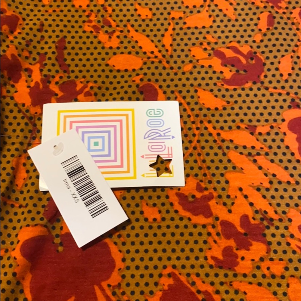 LuLaRoe Irma Tunic
